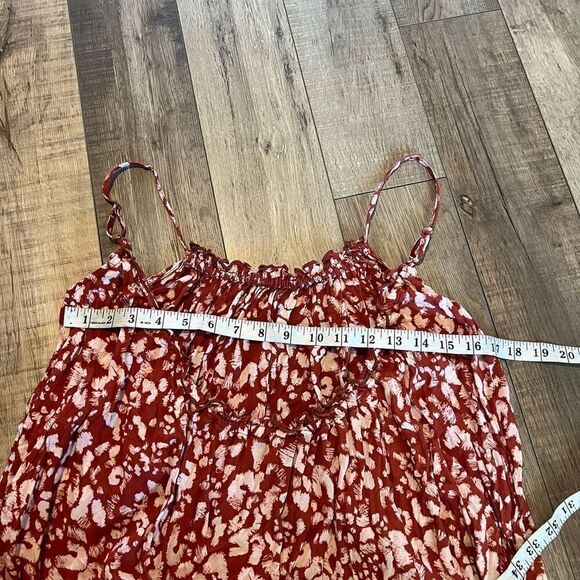 Anthropologie
Flounced Maxi
Lounge Dress
Spaghetti Strap Abstract Low Back Red s - Picture 5 of 11